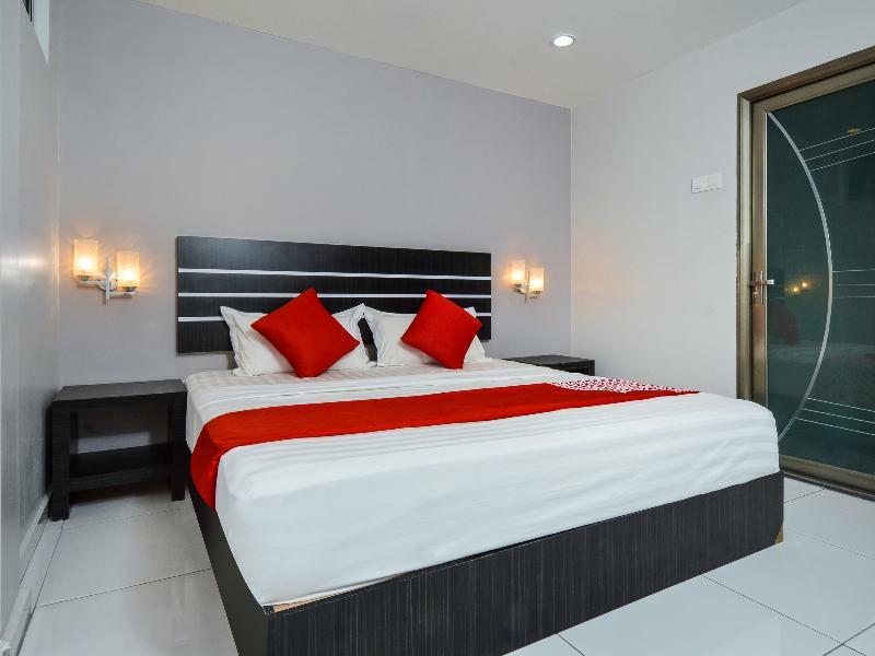 Hotel Zamburger Tengkera Melaka Екстериор снимка